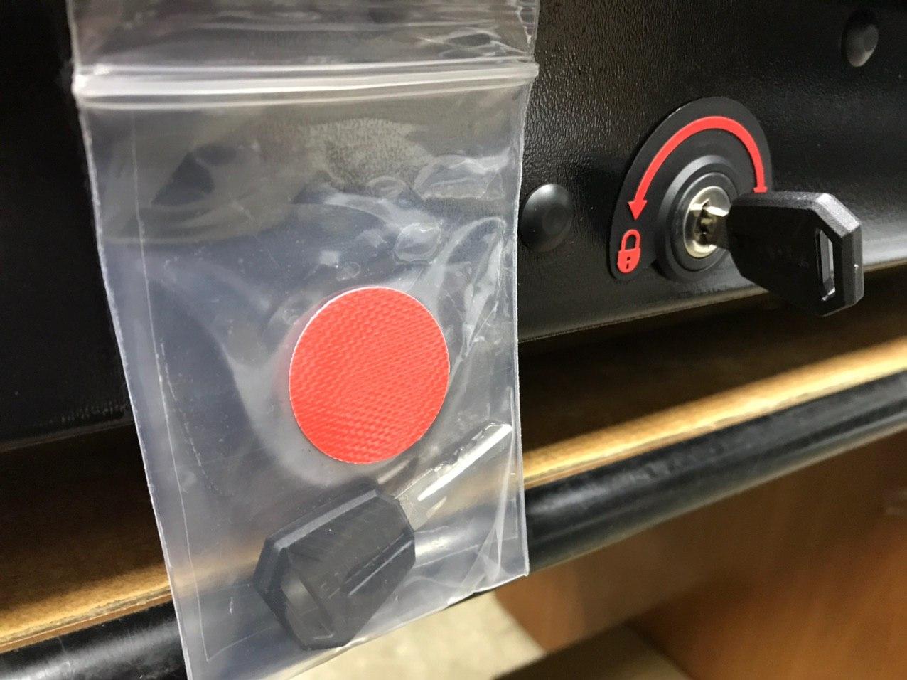 Автобокс на крышу Thule Pacific 200 antracit (Туле Пацифик 200 антрацит)