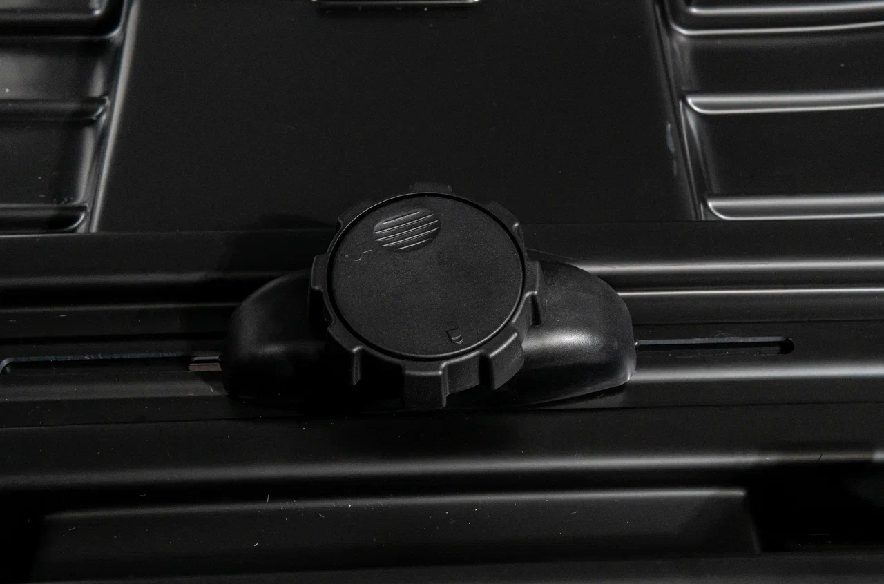 Автобокс на крышу Evrodetal Winner 585 white diamant (Евродеталь Виннер 585 белый диамант)