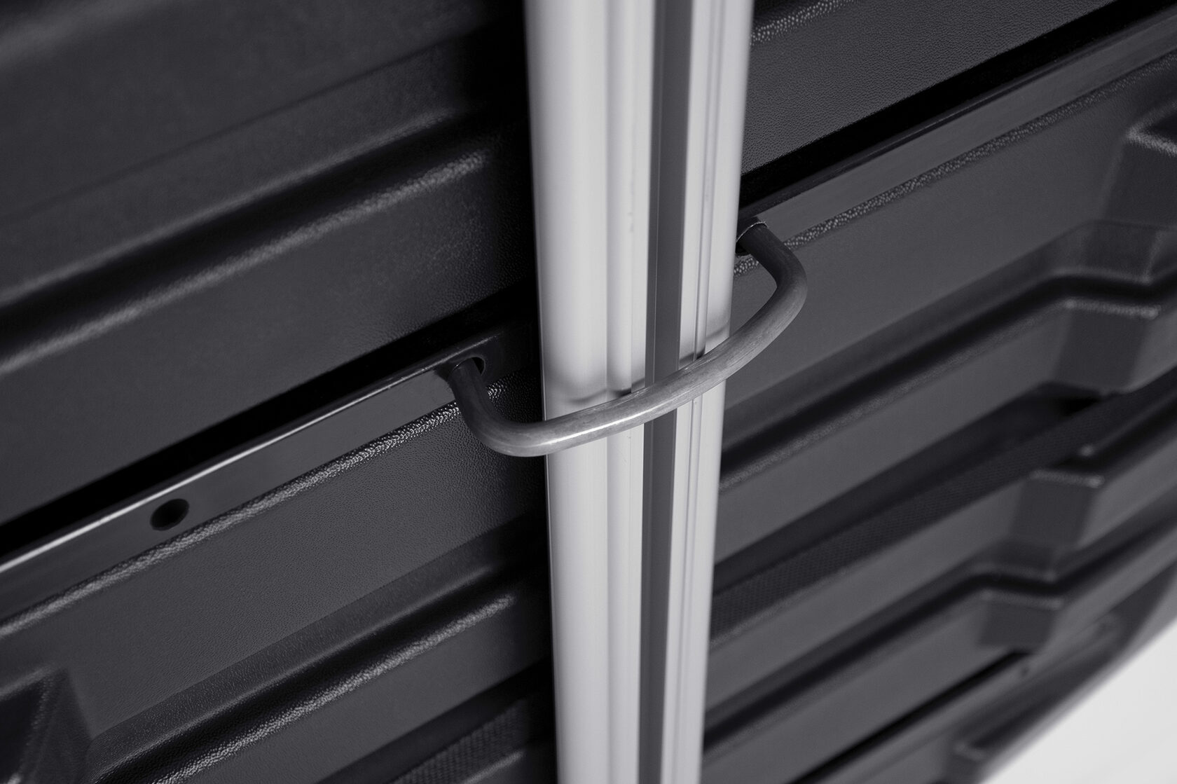 Автобокс на крышу MaxBox PRO / Maksima-List 380 black matte (МаксБокс ПРО / Максима-Лист 380 чёрный матовый)