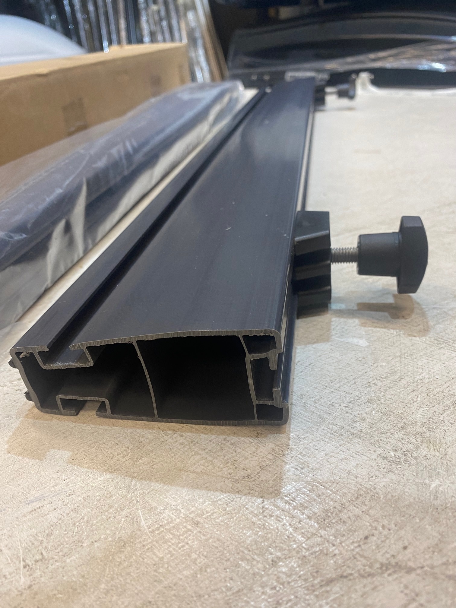 Адаптер Thule Box Ski Carrier 694-9 для лыж