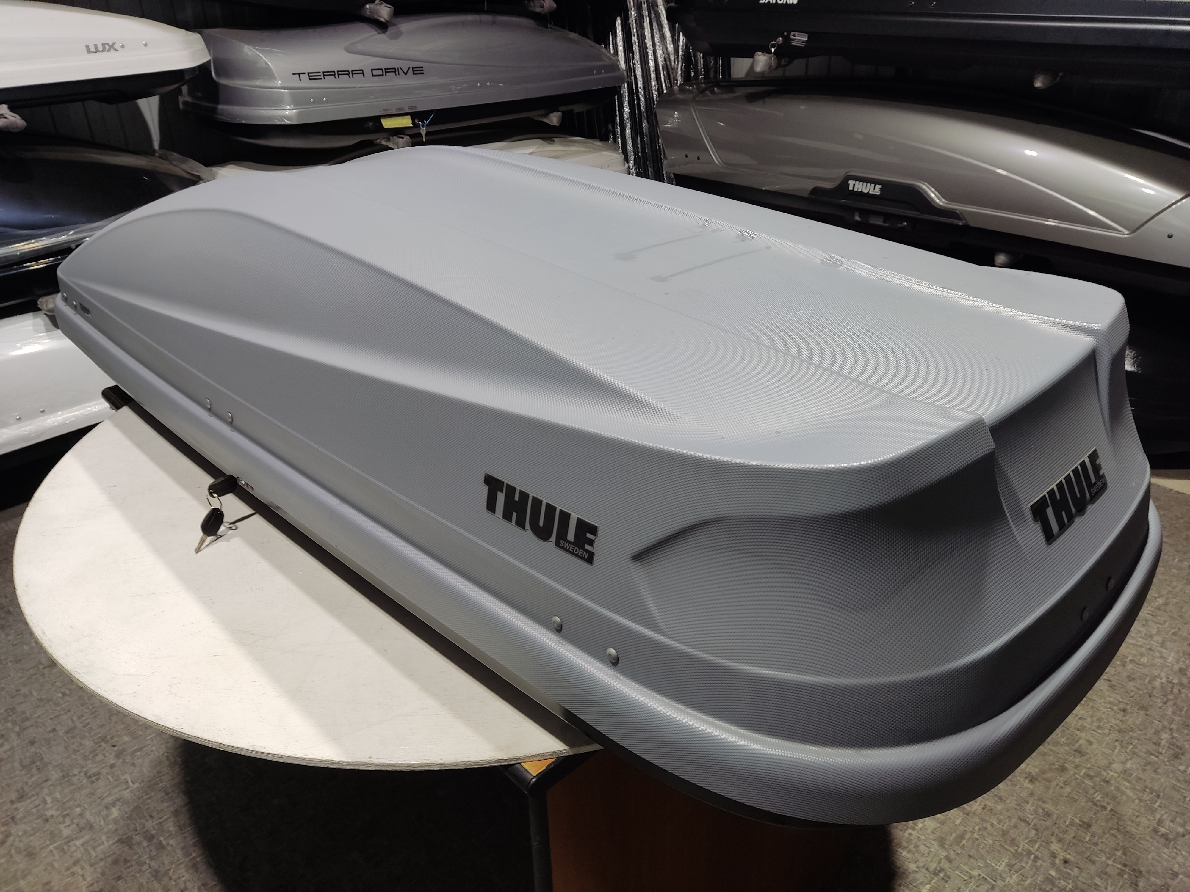Автобокс Thule Touring 780 серый матовый Б/У