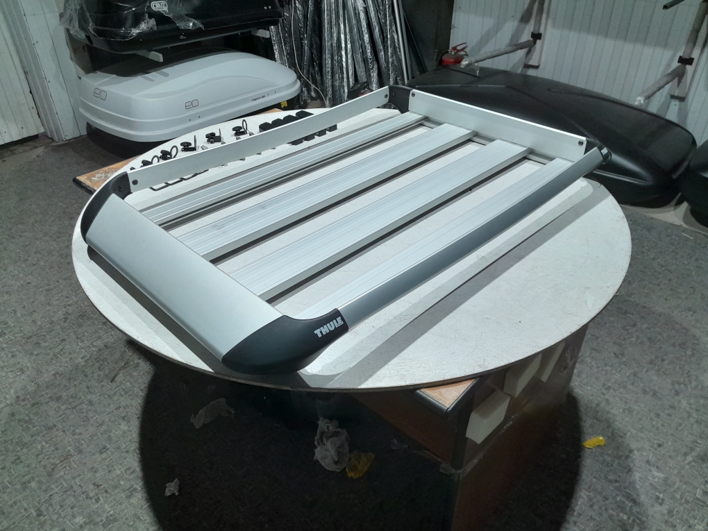 Грузовая корзина Thule Xpedition 820 (витринная)