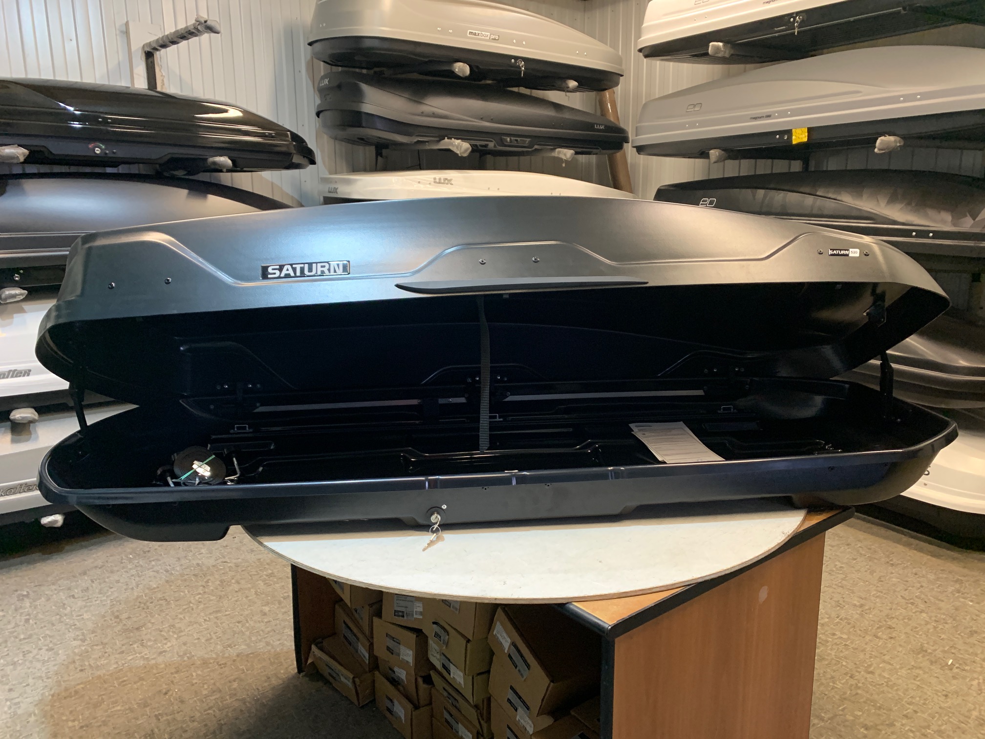 Автобокс на крышу Saturn 520 black matte duo (Сатурн 520 черный матовый двусторонний)