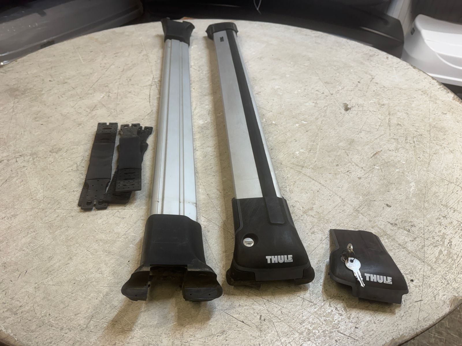 Багажник в сборе Thule WingBar Edge 9585 Б/У