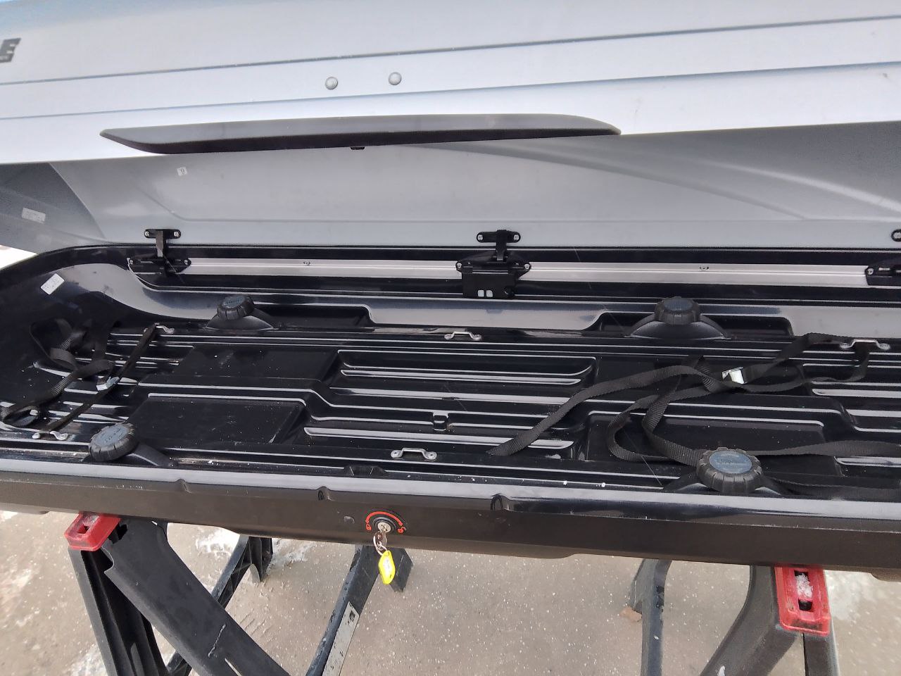 Автобокс Thule Motion 600 серый Б/У 001 Э