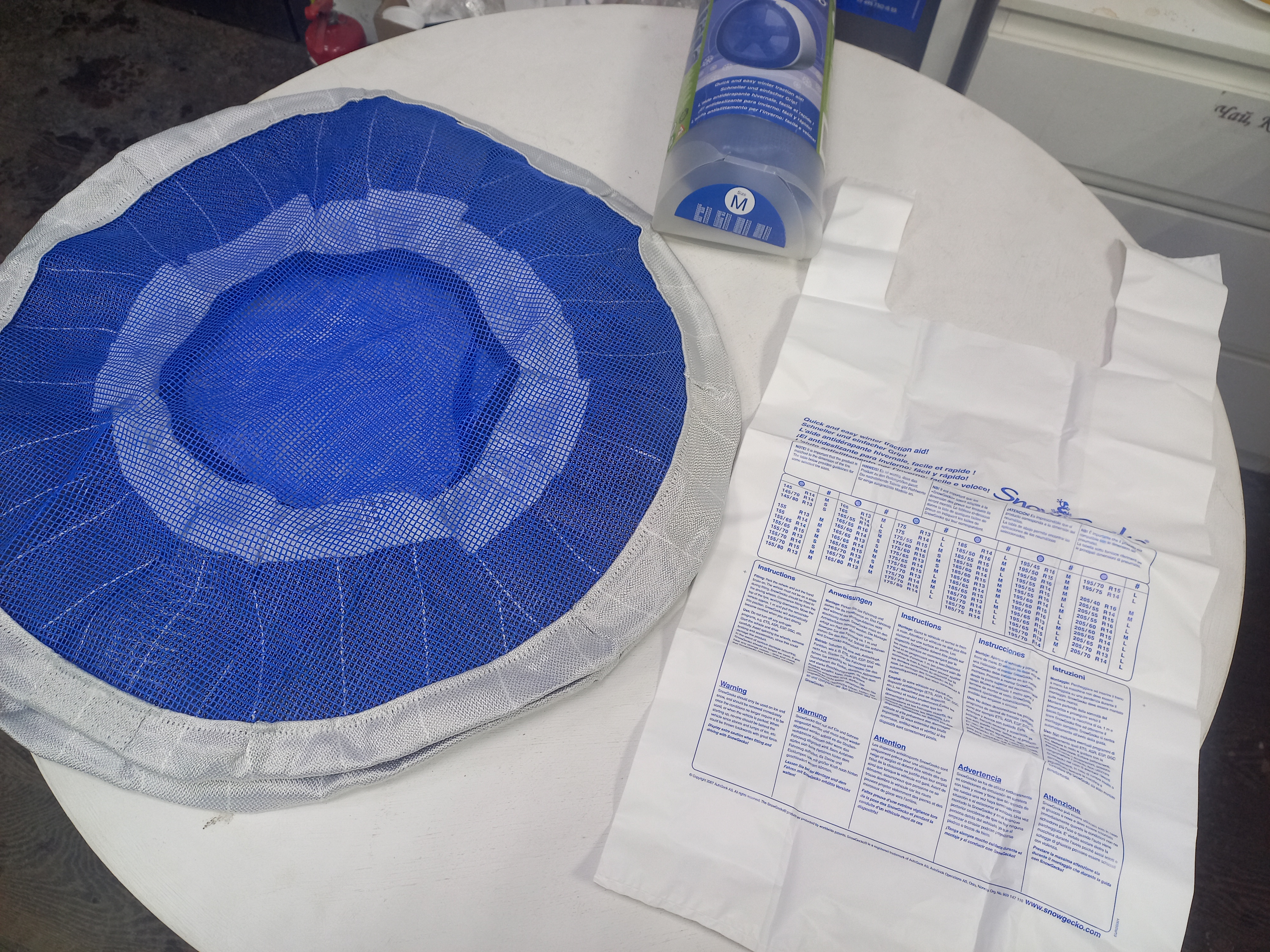 Чехлы противоскольжения SnowGecko M для автомобилей