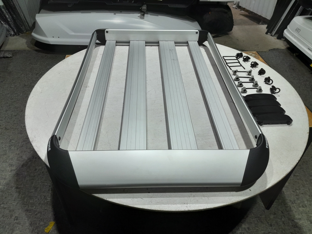 Грузовая корзина Thule Xpedition 820 (витринная)