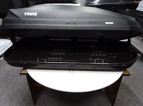 Автобокс Thule Pacific 200 чёрный матовый Б/У