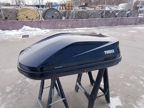 Автобокс Thule Touring 100 чёрный глянец Б/У 001 Э