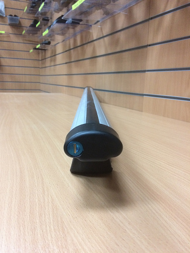 Багажник INTER на крышу автомобиля Renault Duster с 2015 г. аэродинамический (с замком)